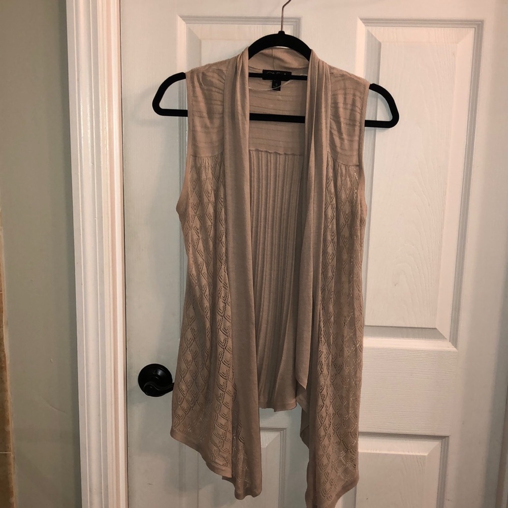 Cute Vest Type Wrap for over shirts, tanks, etc